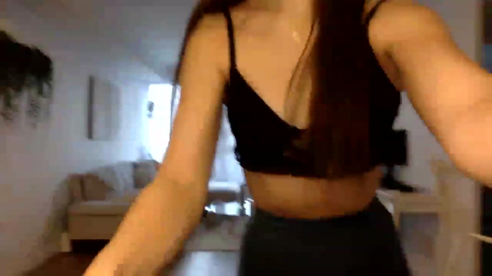 Gallery image thumbnail from LunaBanana's myfreecams stream on, 12/31/2022, 19:48 image 5 of 20