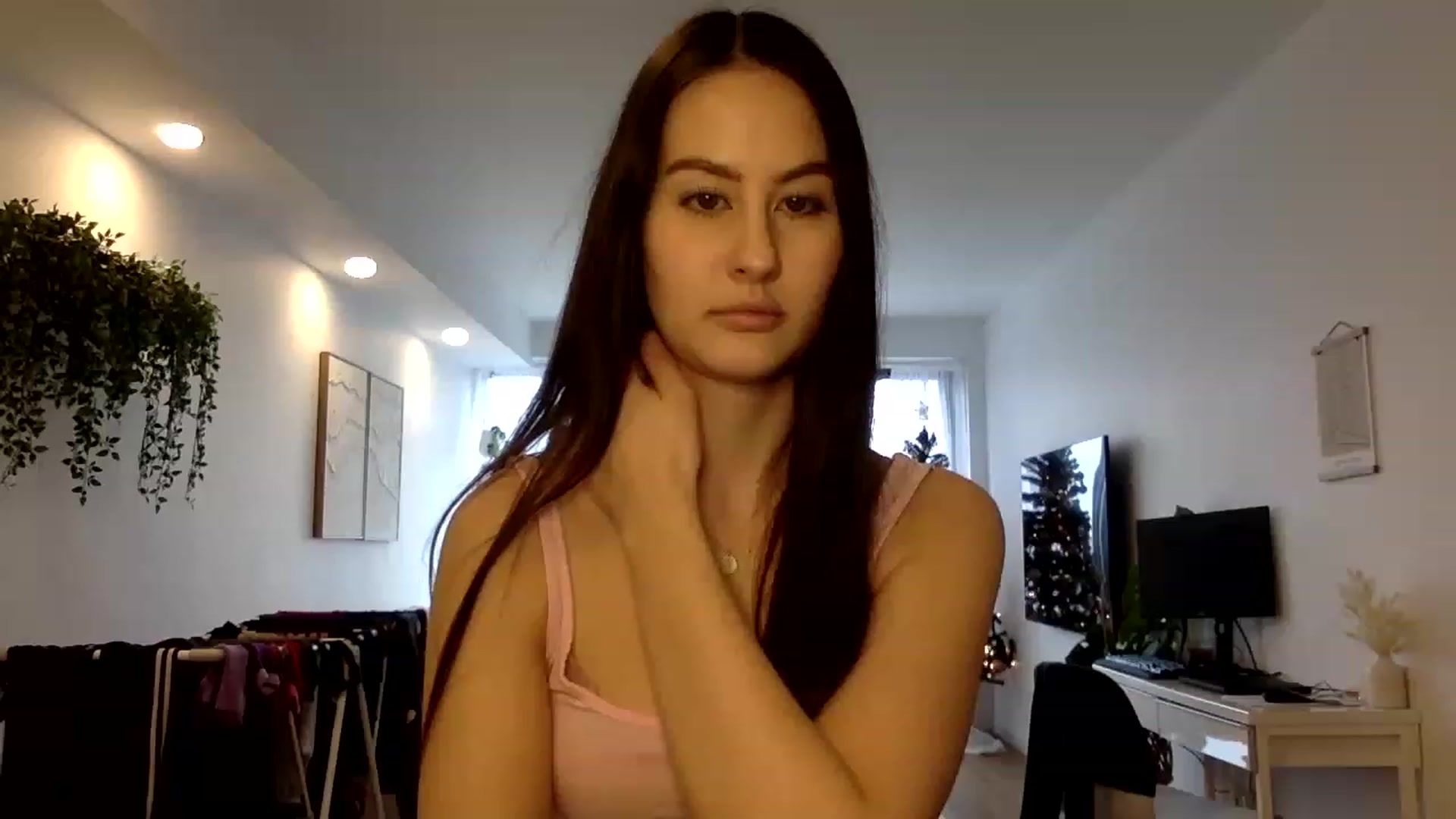 Gallery image thumbnail from LunaBanana's myfreecams stream on, 01/03/2023, 18:18 image 2 of 20