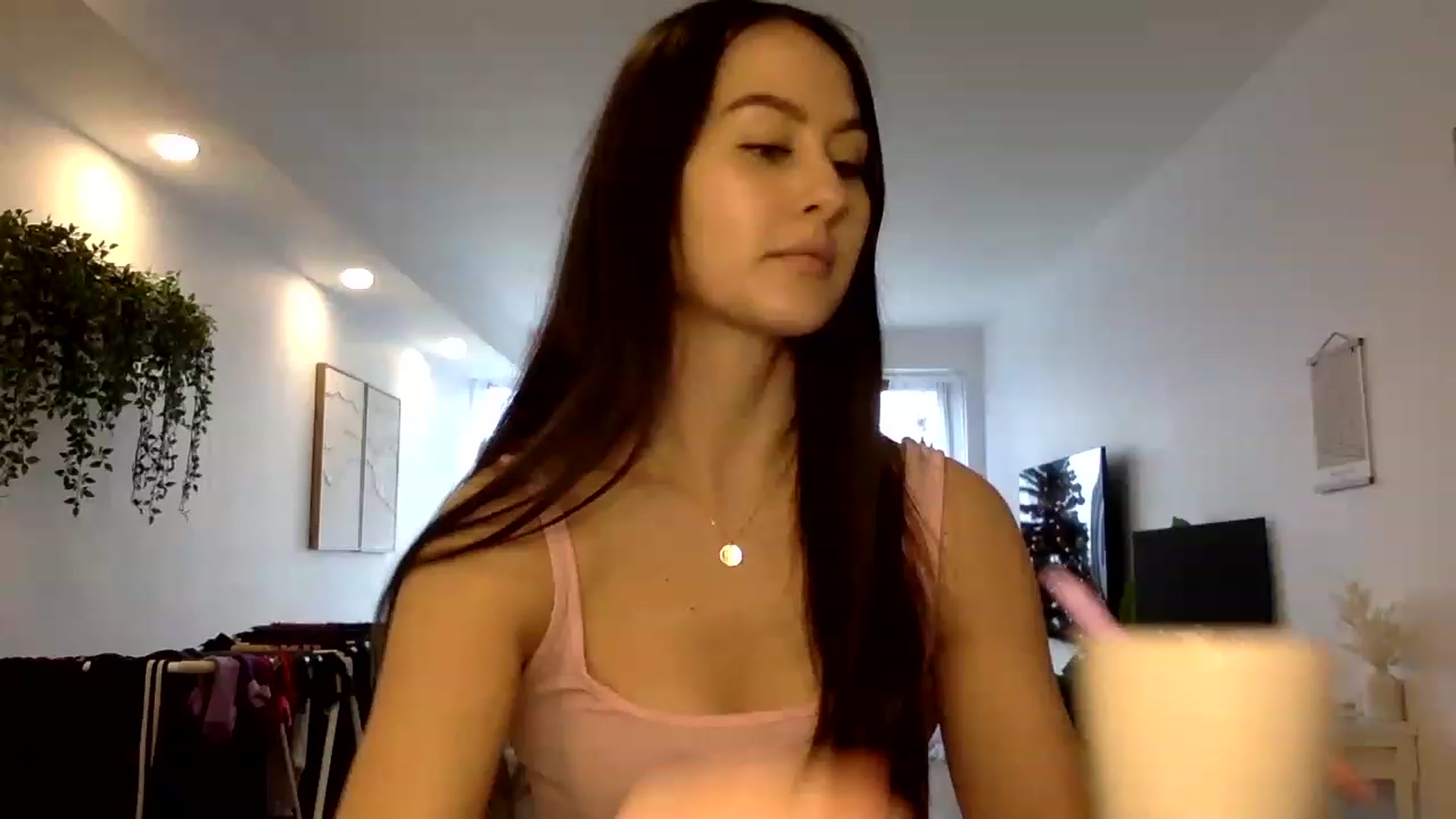 Gallery image thumbnail from LunaBanana's myfreecams stream on, 01/03/2023, 18:18 image 14 of 20