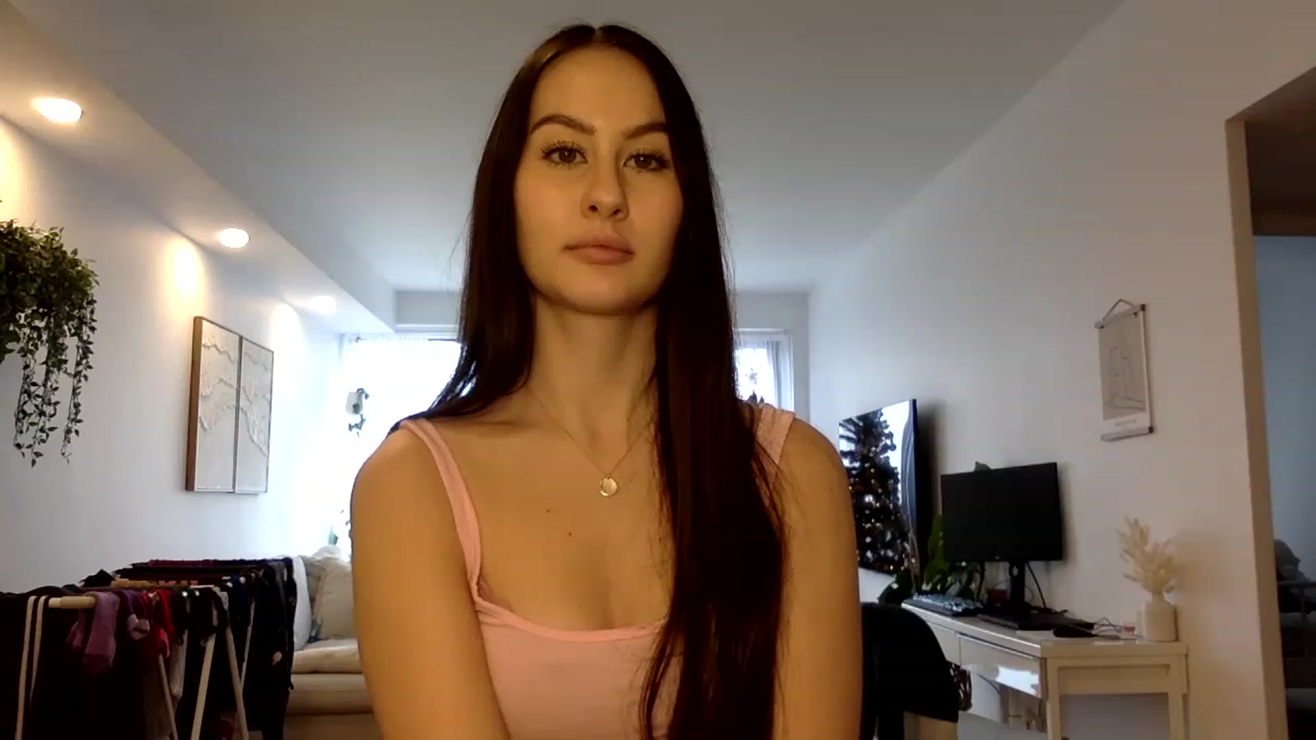 Gallery image thumbnail from LunaBanana's myfreecams stream on, 01/03/2023, 18:18 image 10 of 20