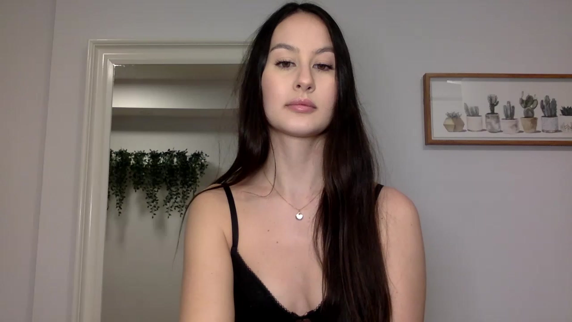Gallery image thumbnail from LunaBanana's myfreecams stream on, 03/07/2023, 02:22 image 13 of 20