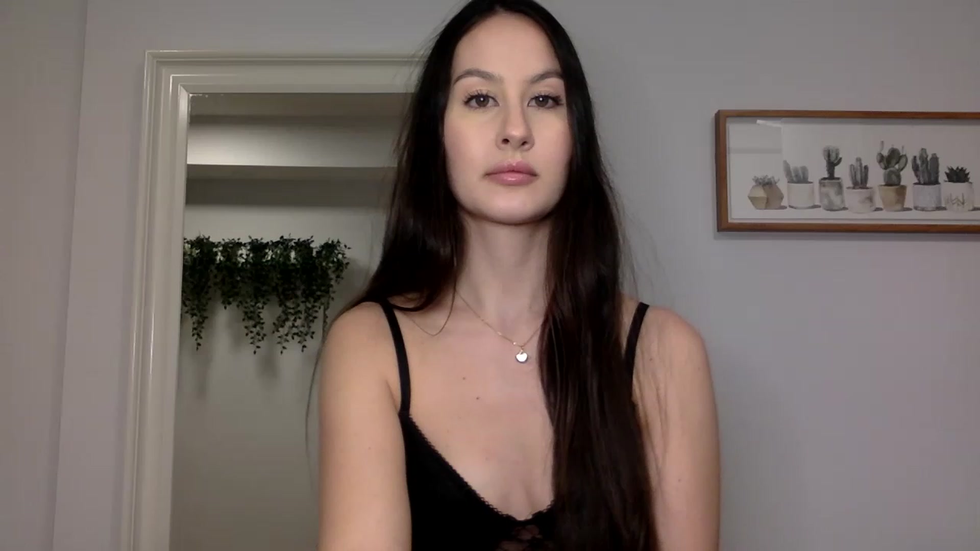 Gallery image thumbnail from LunaBanana's myfreecams stream on, 03/07/2023, 03:00 image 5 of 20