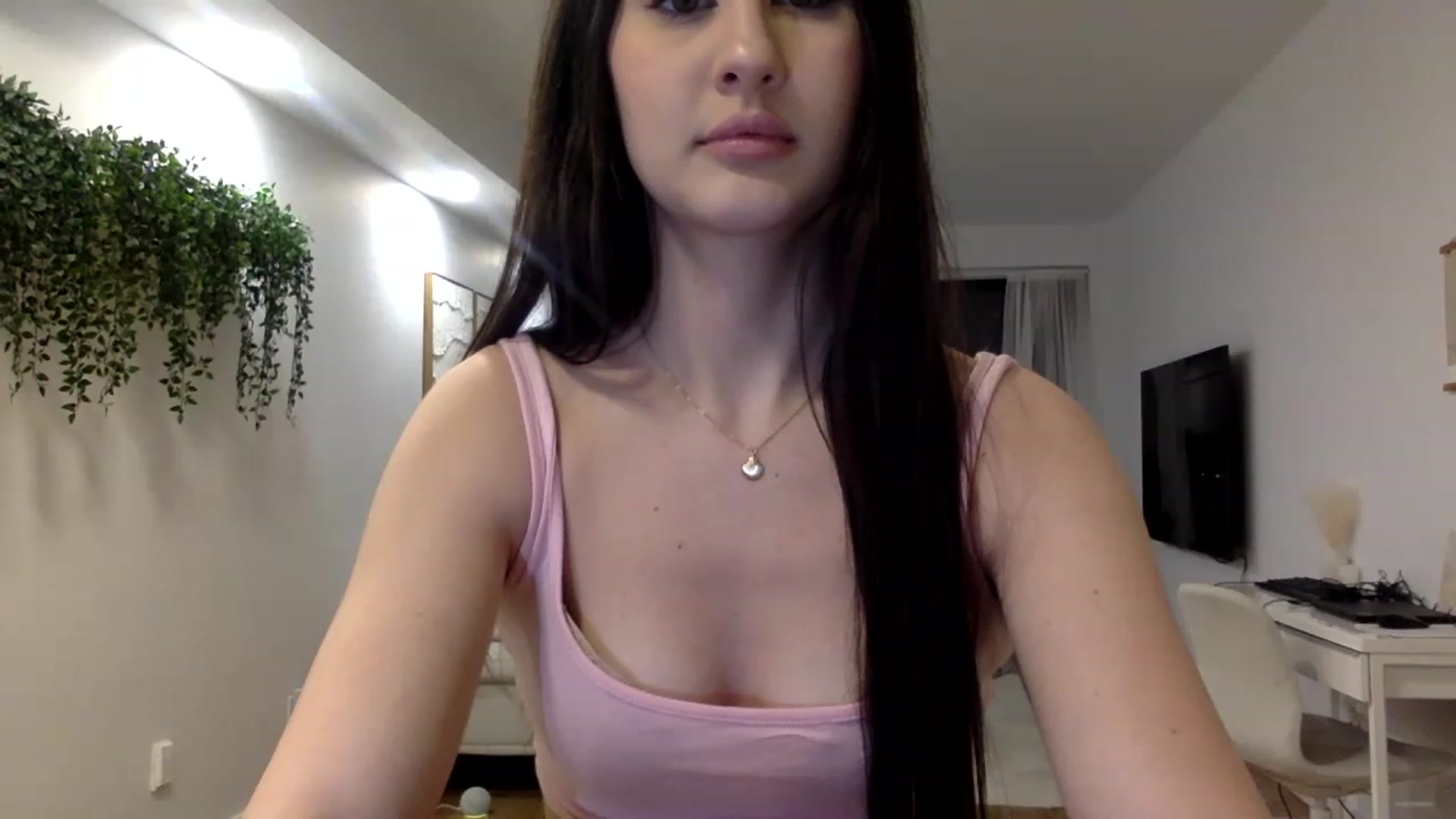 Gallery image thumbnail from LunaBanana's myfreecams stream on, 03/12/2023, 01:29 image 18 of 20