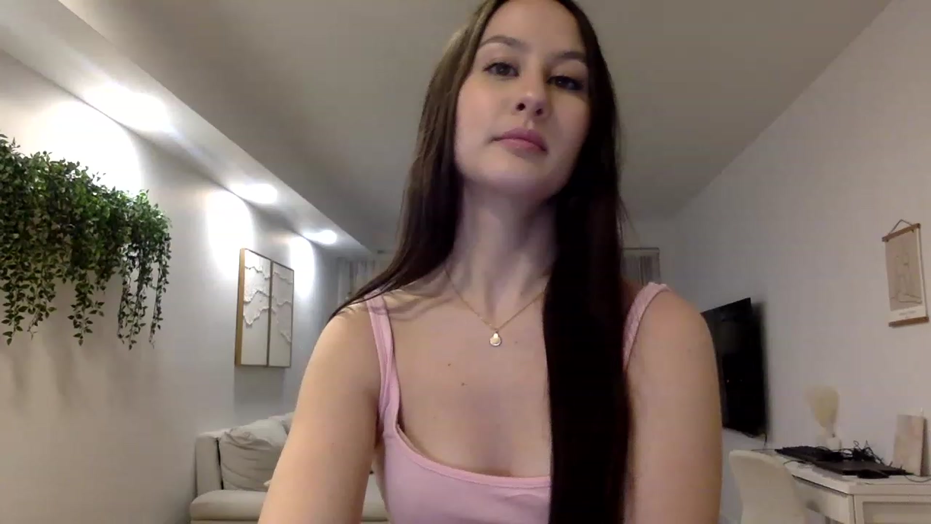 Gallery image thumbnail from LunaBanana's myfreecams stream on, 03/12/2023, 01:29 image 4 of 20