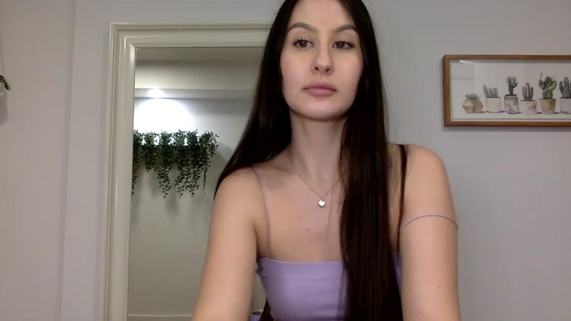 Gallery image thumbnail from LunaBanana's myfreecams stream on, 03/27/2023, 04:21 image 10 of 20