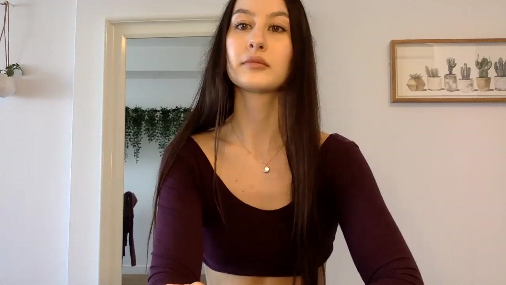 Gallery image thumbnail from LunaBanana's myfreecams stream on, 04/02/2023, 18:24 image 12 of 20