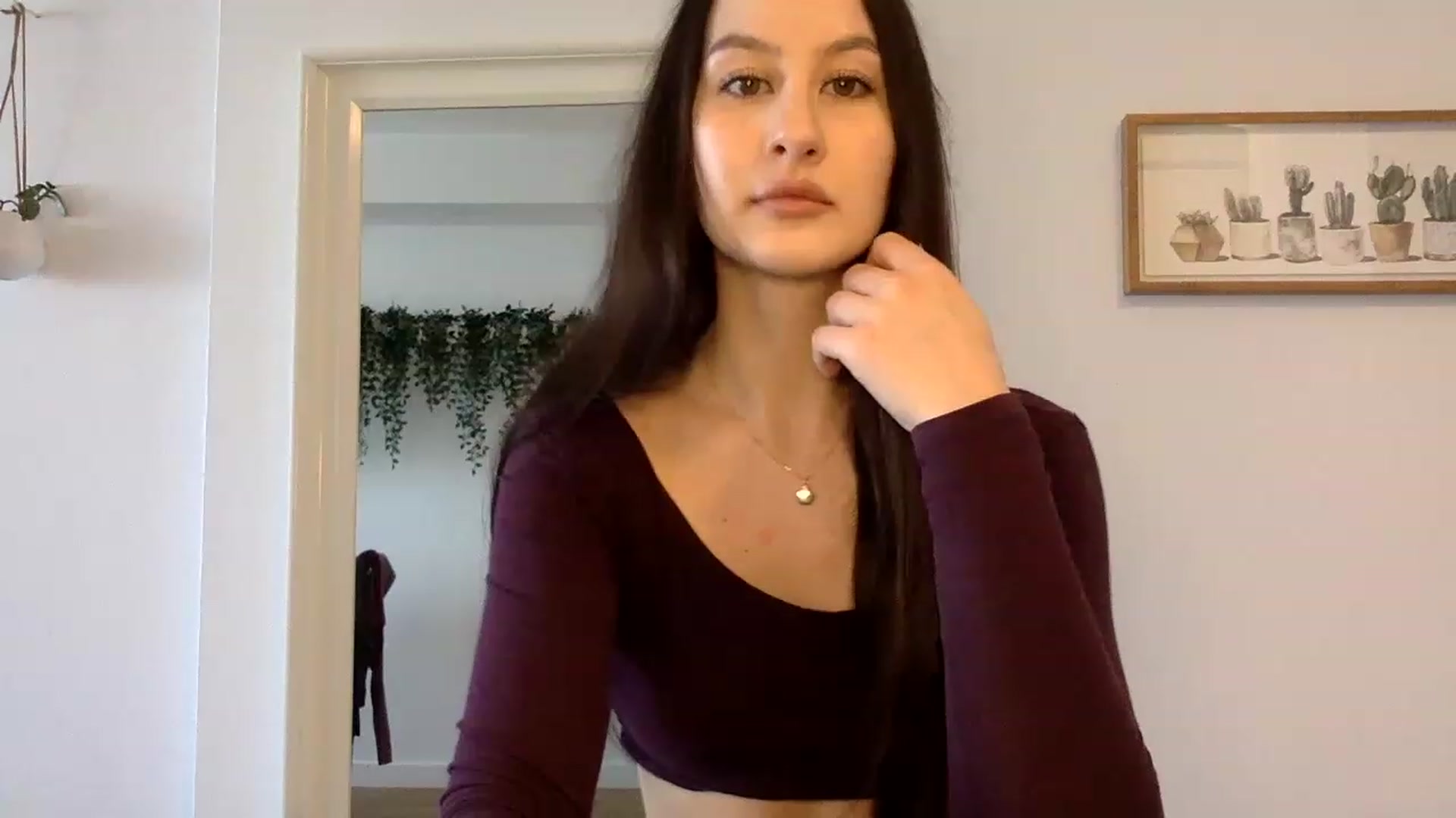 Gallery image thumbnail from LunaBanana's myfreecams stream on, 04/02/2023, 18:24 image 19 of 20