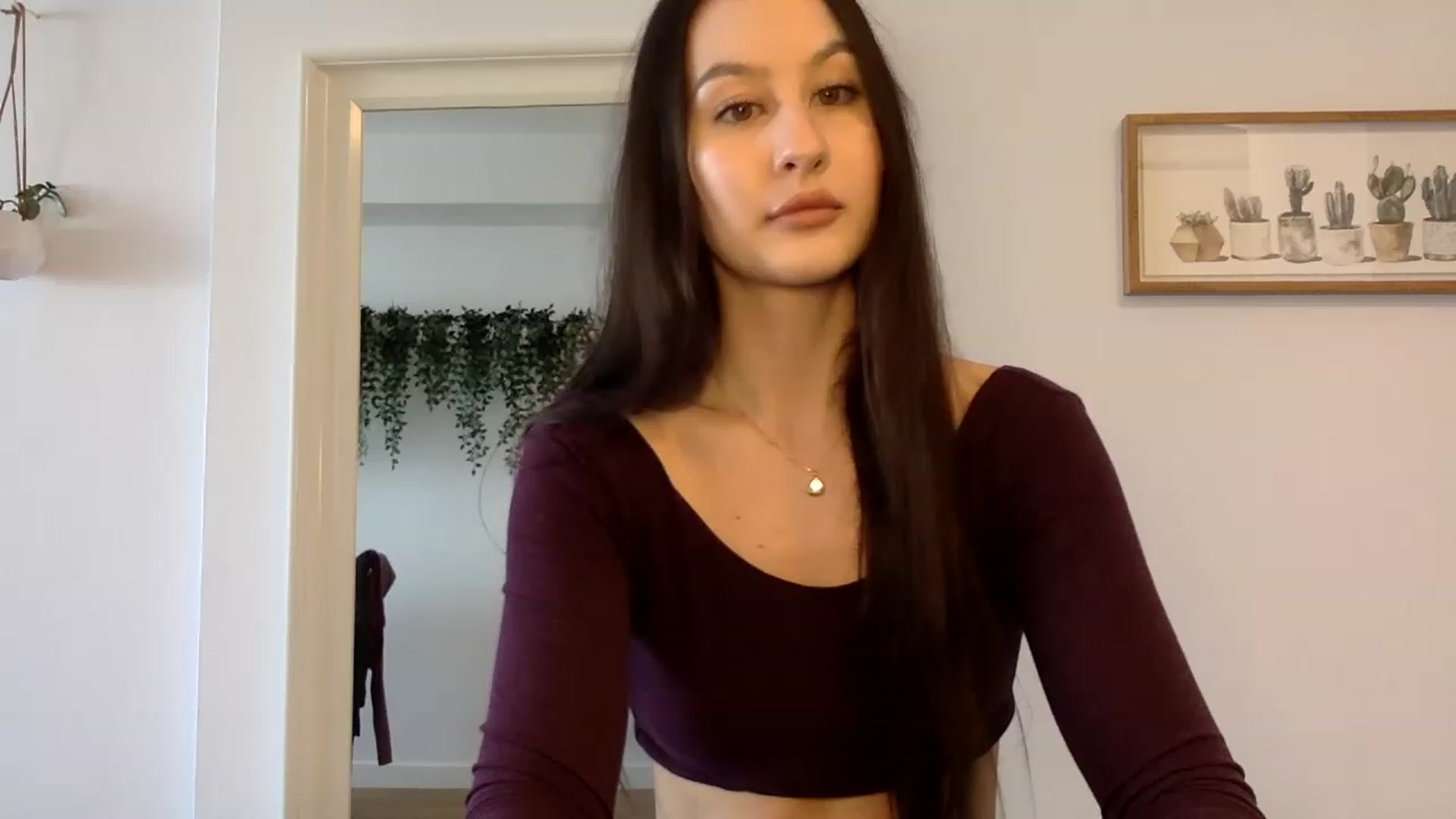 Gallery image thumbnail from LunaBanana's myfreecams stream on, 04/02/2023, 18:24 image 18 of 20