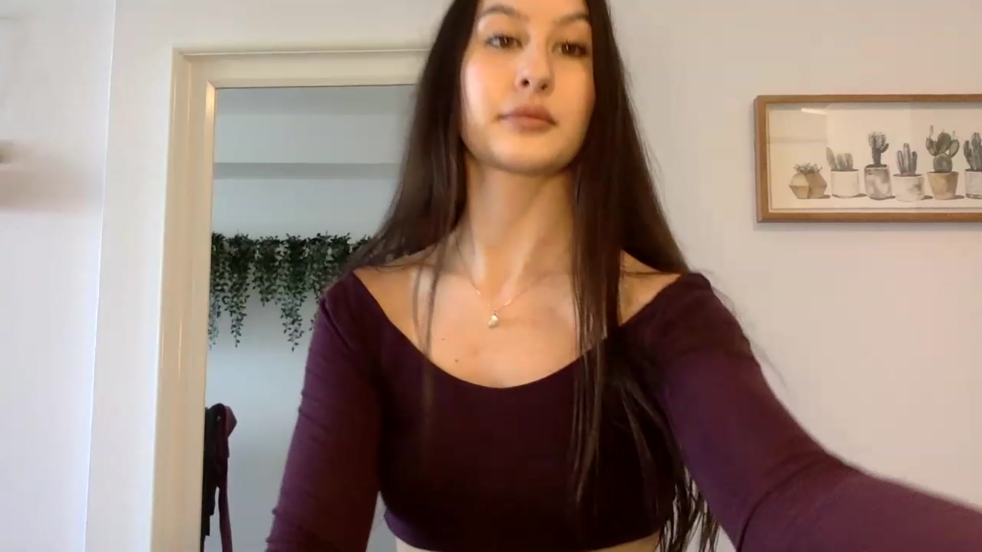 Gallery image thumbnail from LunaBanana's myfreecams stream on, 04/02/2023, 18:41 image 13 of 20