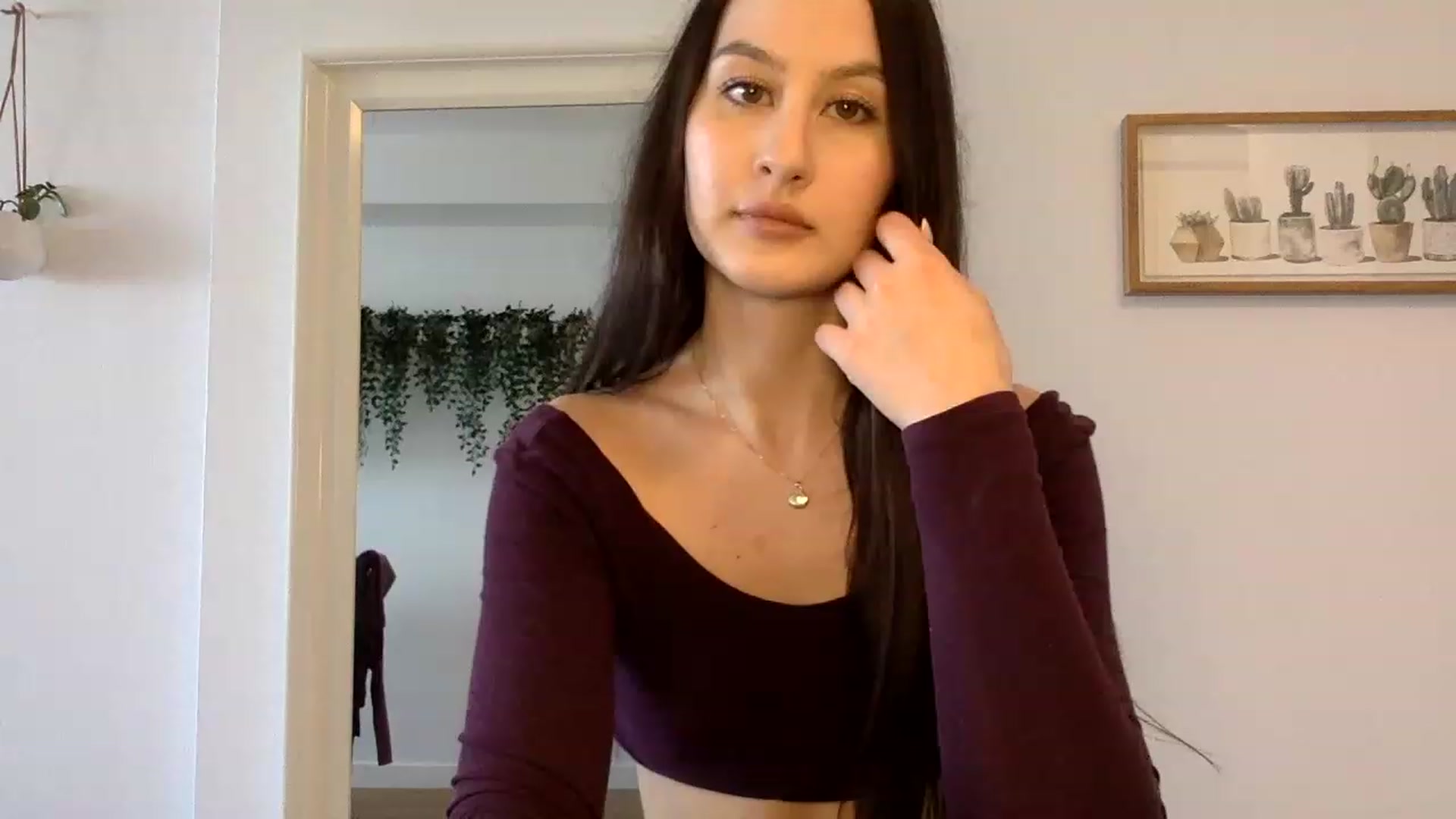Gallery image thumbnail from LunaBanana's myfreecams stream on, 04/02/2023, 18:41 image 5 of 20