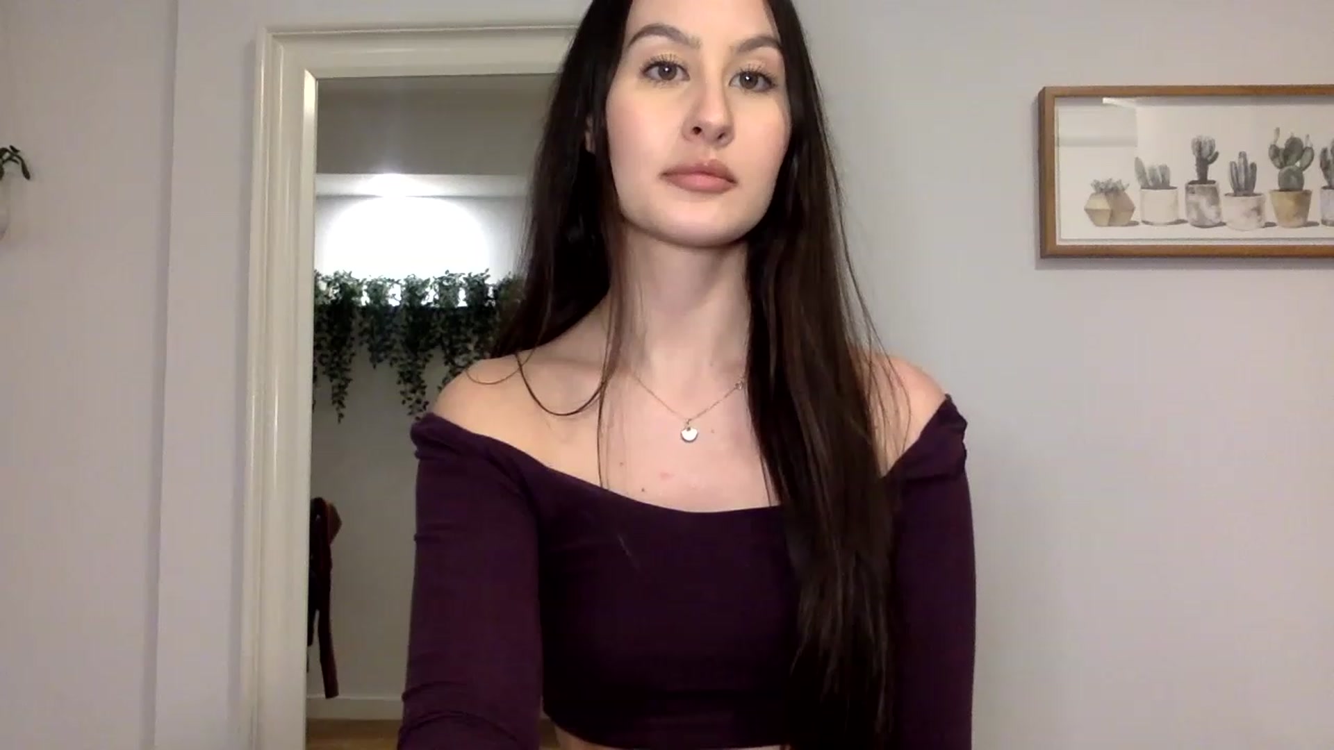Gallery image thumbnail from LunaBanana's myfreecams stream on, 04/03/2023, 01:56 image 7 of 20