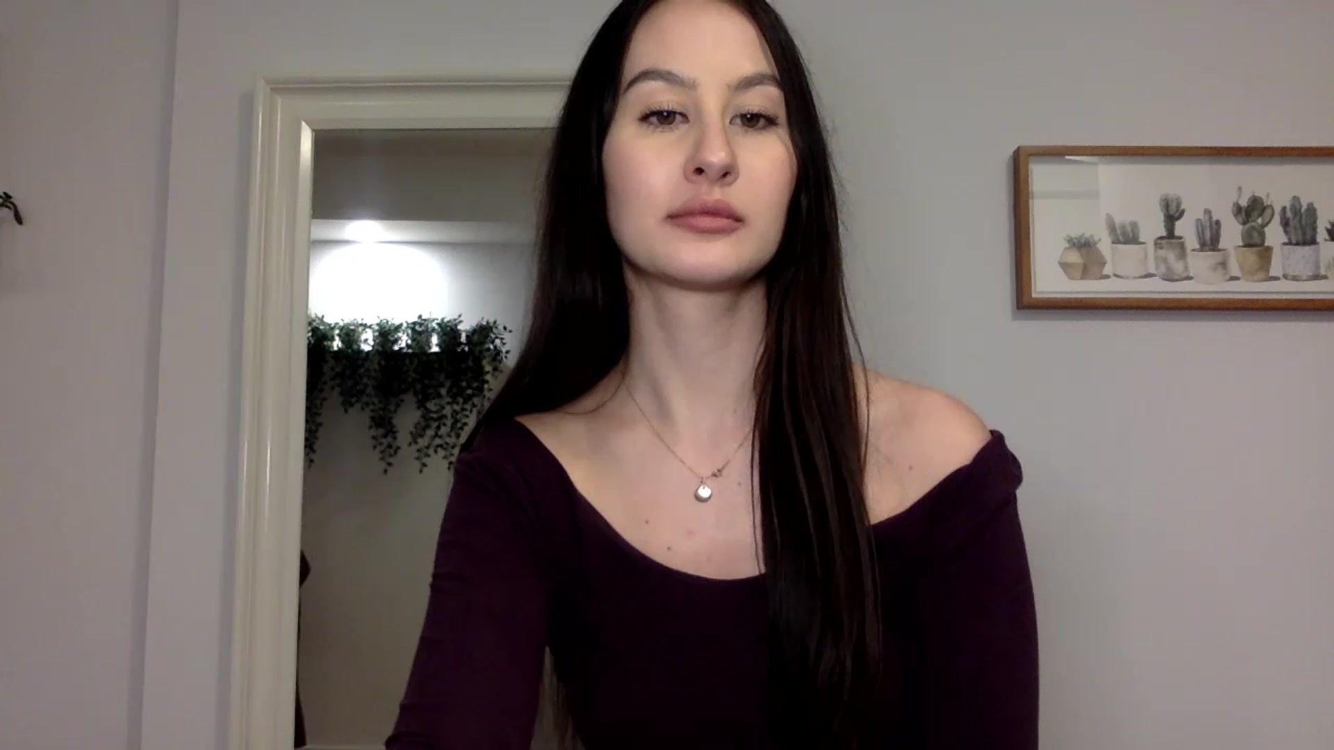 Gallery image thumbnail from LunaBanana's myfreecams stream on, 04/03/2023, 01:56 image 19 of 20