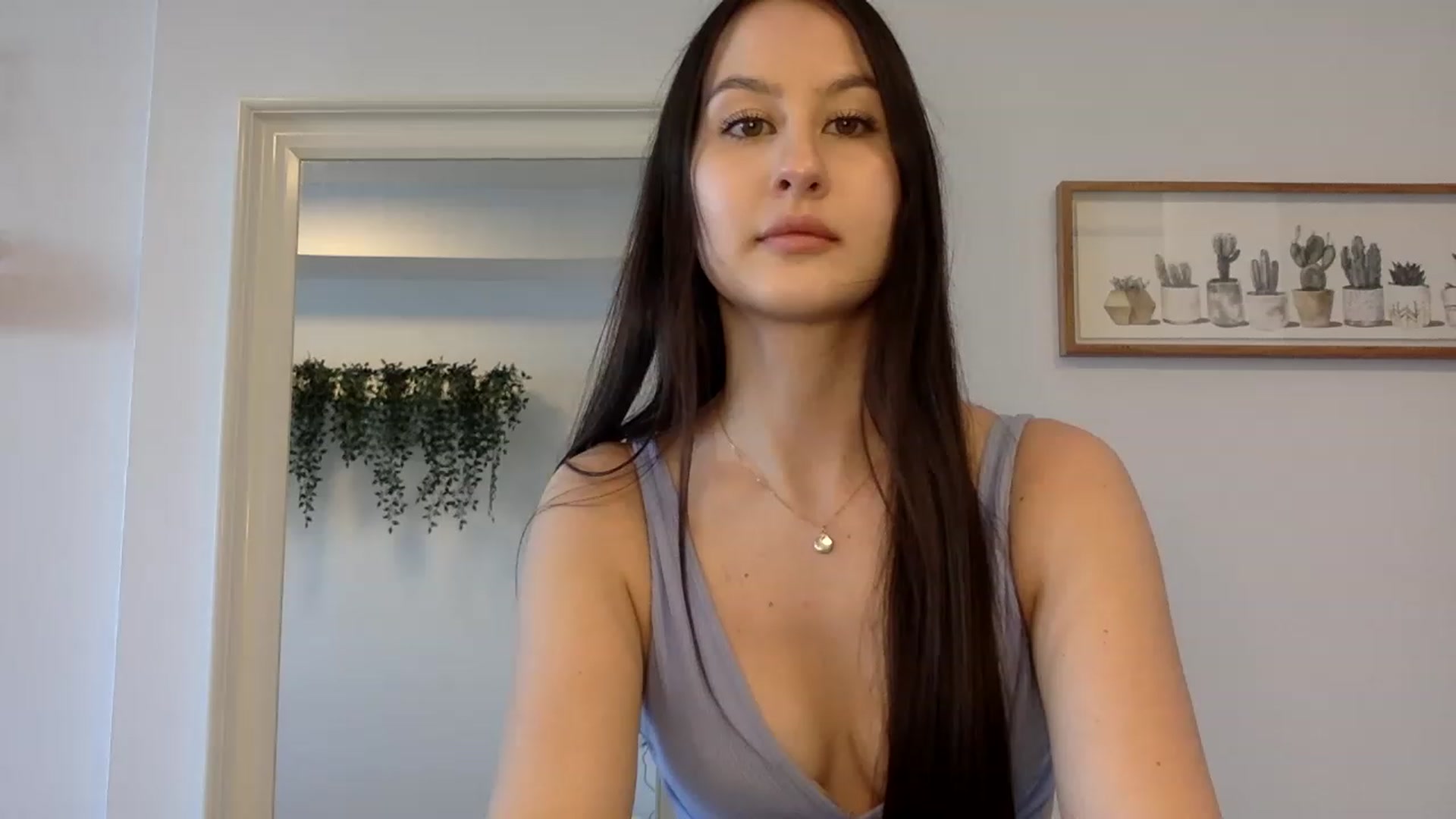 Gallery image thumbnail from LunaBanana's myfreecams stream on, 04/09/2023, 21:39 image 19 of 20