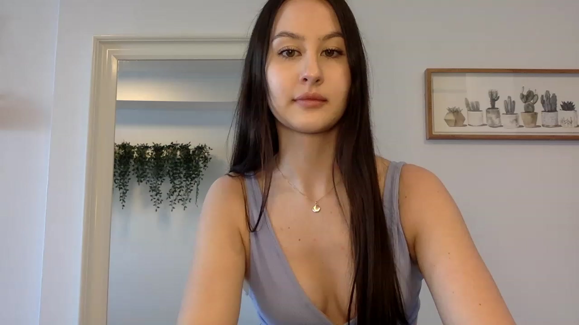 Gallery image thumbnail from LunaBanana's myfreecams stream on, 04/09/2023, 21:39 image 15 of 20
