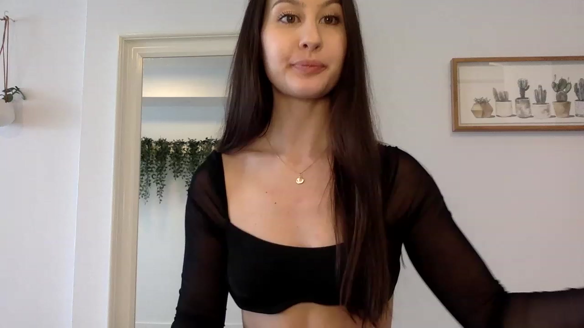 Gallery image thumbnail from LunaBanana's myfreecams stream on, 04/22/2023, 19:04 image 1 of 20