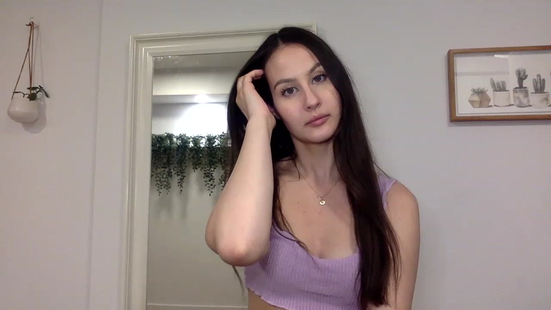 Gallery image thumbnail from LunaBanana's myfreecams stream on, 05/01/2023, 03:38 image 3 of 20