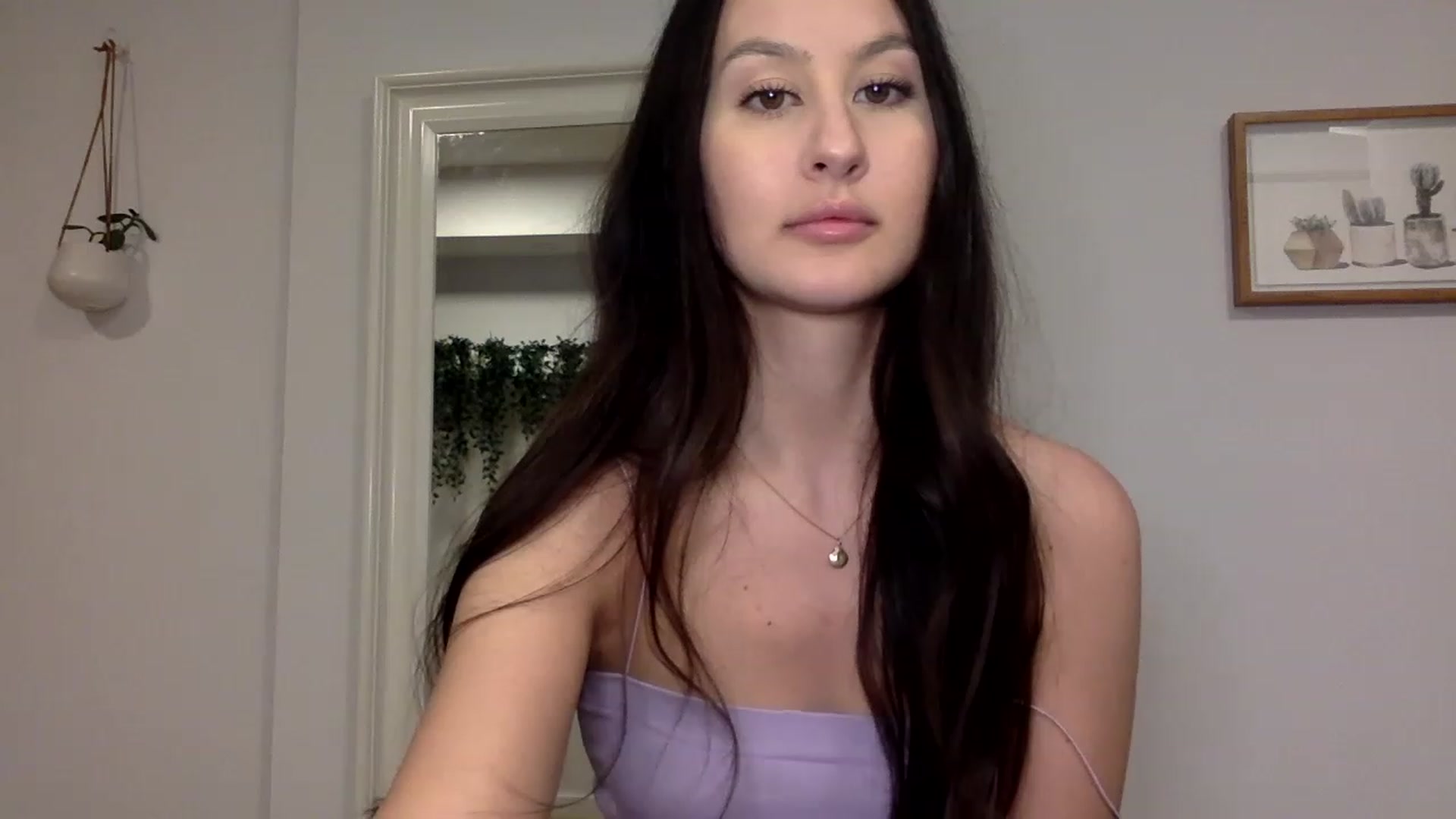 Gallery image thumbnail from LunaBanana's myfreecams stream on, 05/11/2023, 02:58 image 19 of 20