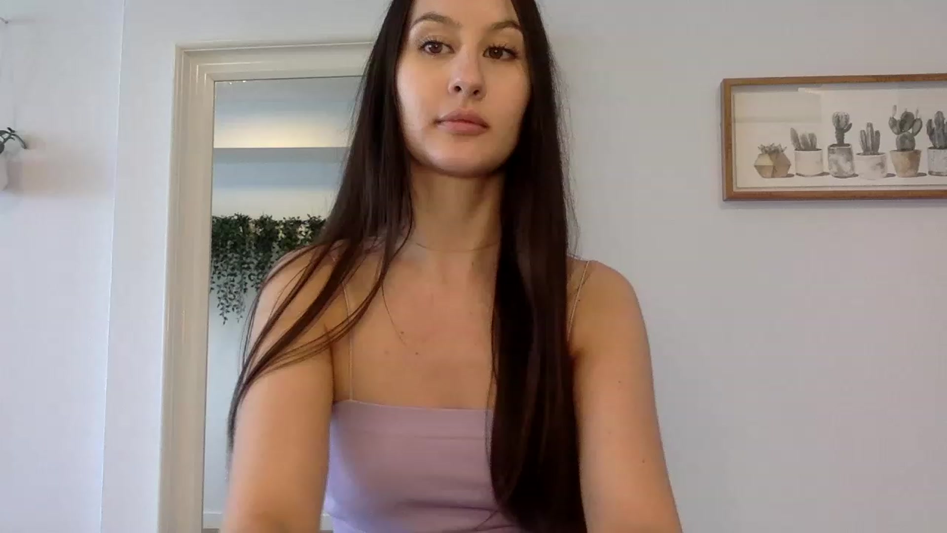 Gallery image thumbnail from LunaBanana's myfreecams stream on, 05/13/2023, 18:30 image 18 of 20