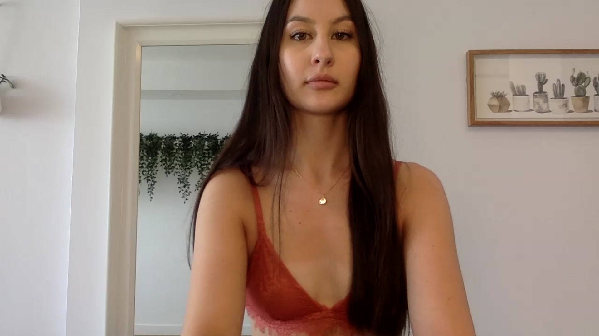 Gallery image thumbnail from LunaBanana's myfreecams stream on, 05/14/2023, 16:10 image 4 of 20