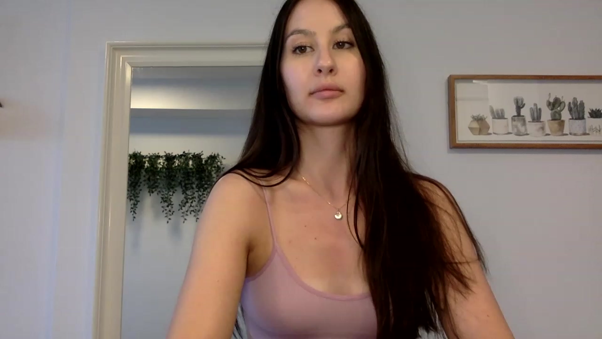 Gallery image thumbnail from LunaBanana's myfreecams stream on, 05/21/2023, 23:45 image 15 of 20