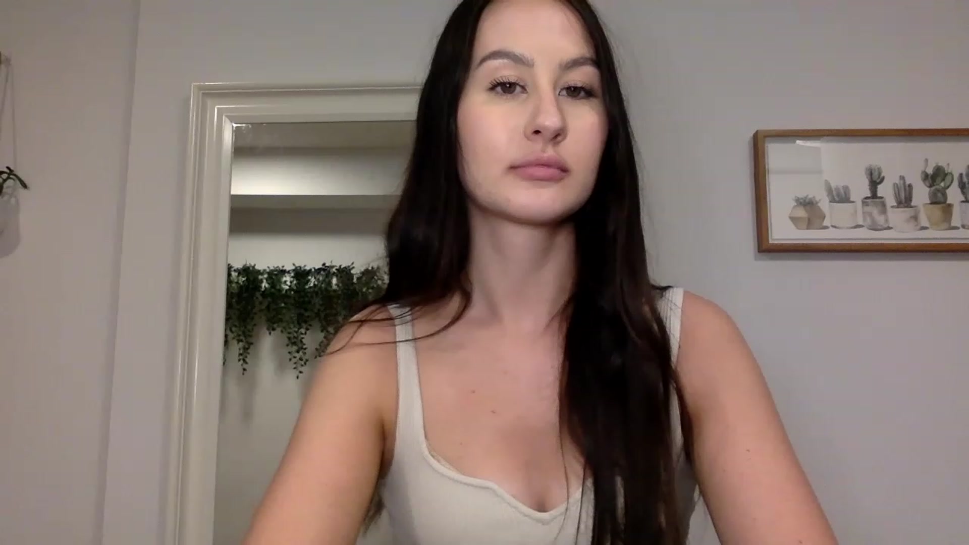 Gallery image thumbnail from LunaBanana's myfreecams stream on, 06/04/2023, 03:15 image 4 of 20