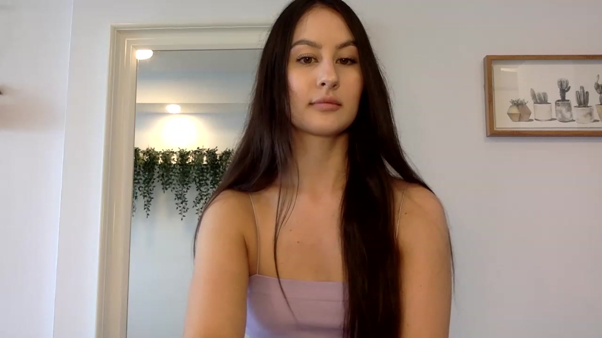 Gallery image thumbnail from LunaBanana's myfreecams stream on, 06/04/2023, 18:23 image 4 of 20