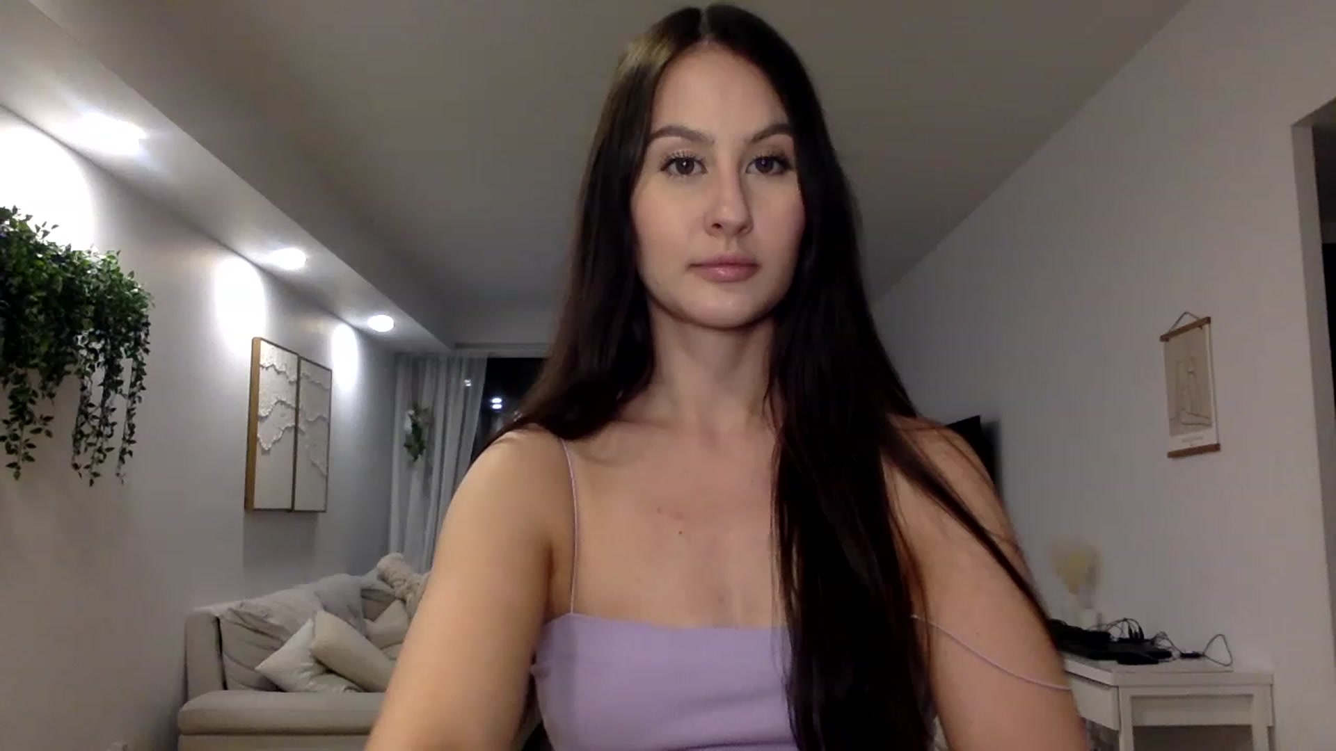 Gallery image thumbnail from LunaBanana's myfreecams stream on, 06/05/2023, 03:25 image 3 of 20