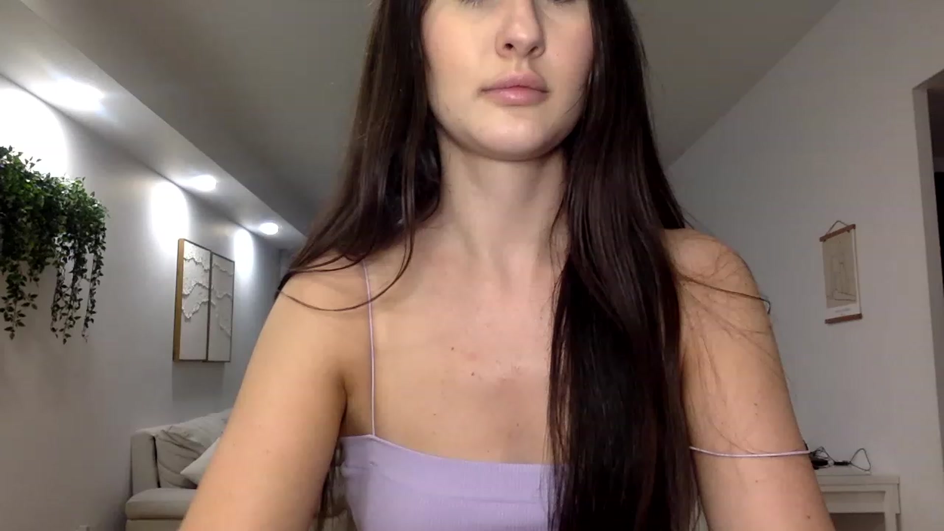 Gallery image thumbnail from LunaBanana's myfreecams stream on, 06/05/2023, 03:25 image 6 of 20