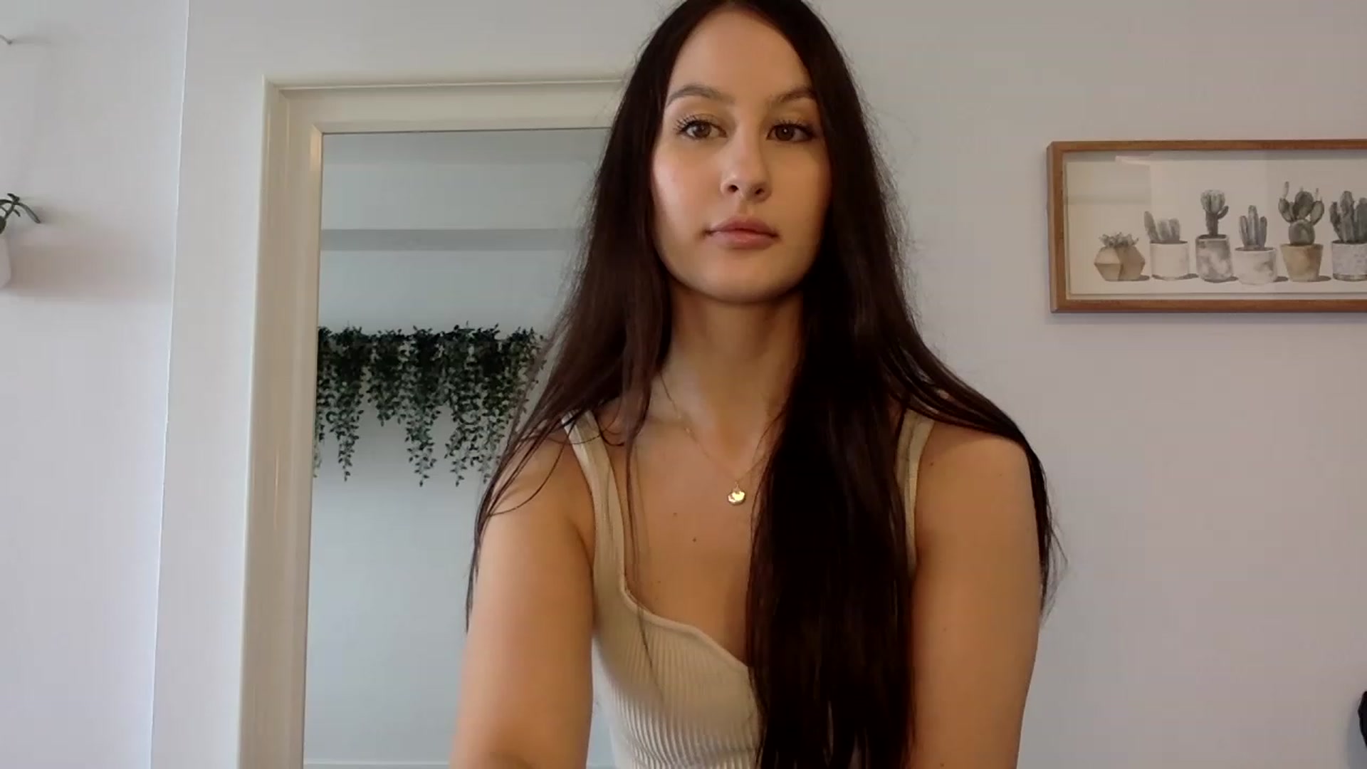 Gallery image thumbnail from LunaBanana's myfreecams stream on, 06/18/2023, 17:54 image 16 of 20