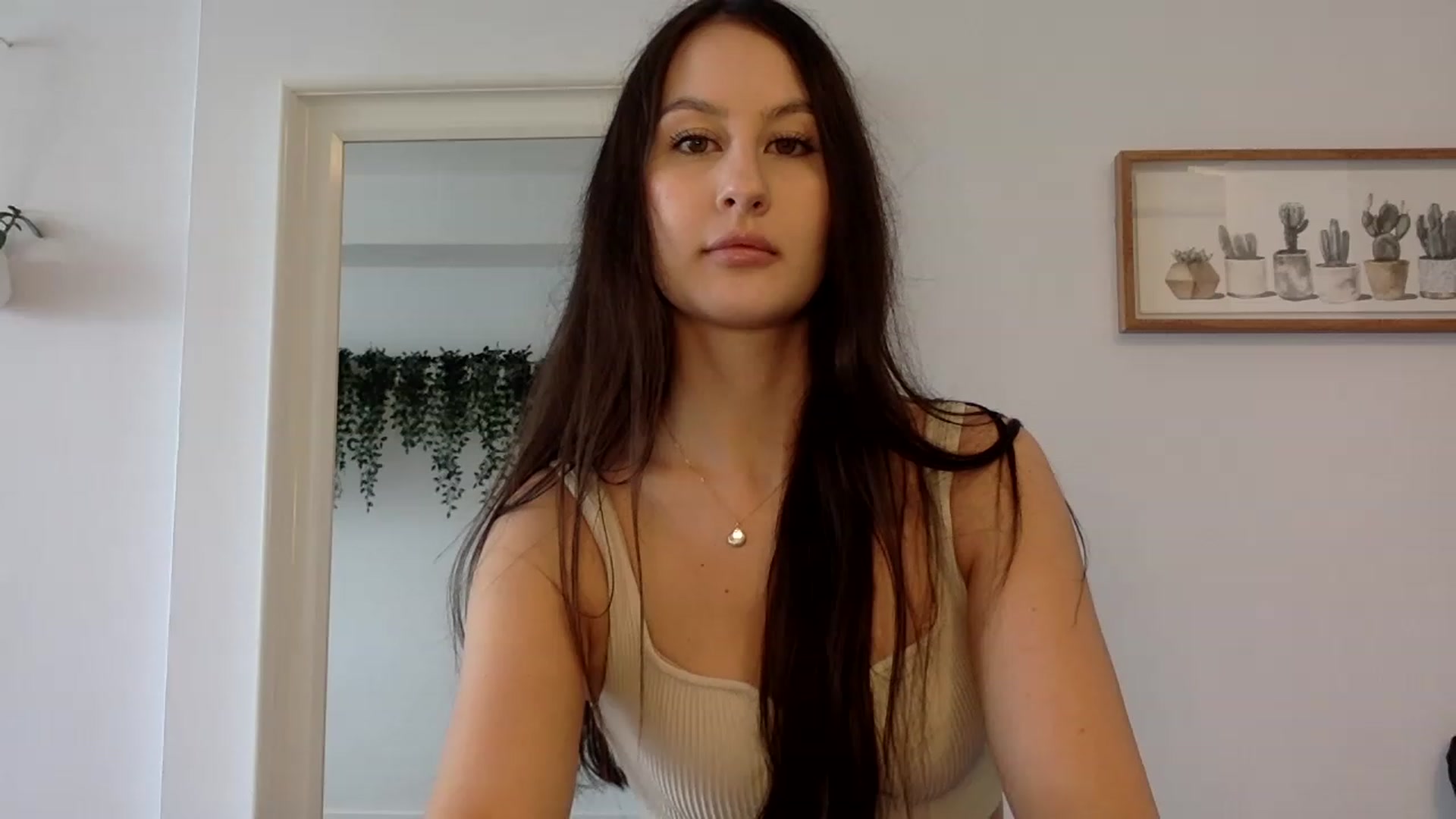 Gallery image thumbnail from LunaBanana's myfreecams stream on, 06/18/2023, 17:54 image 8 of 20