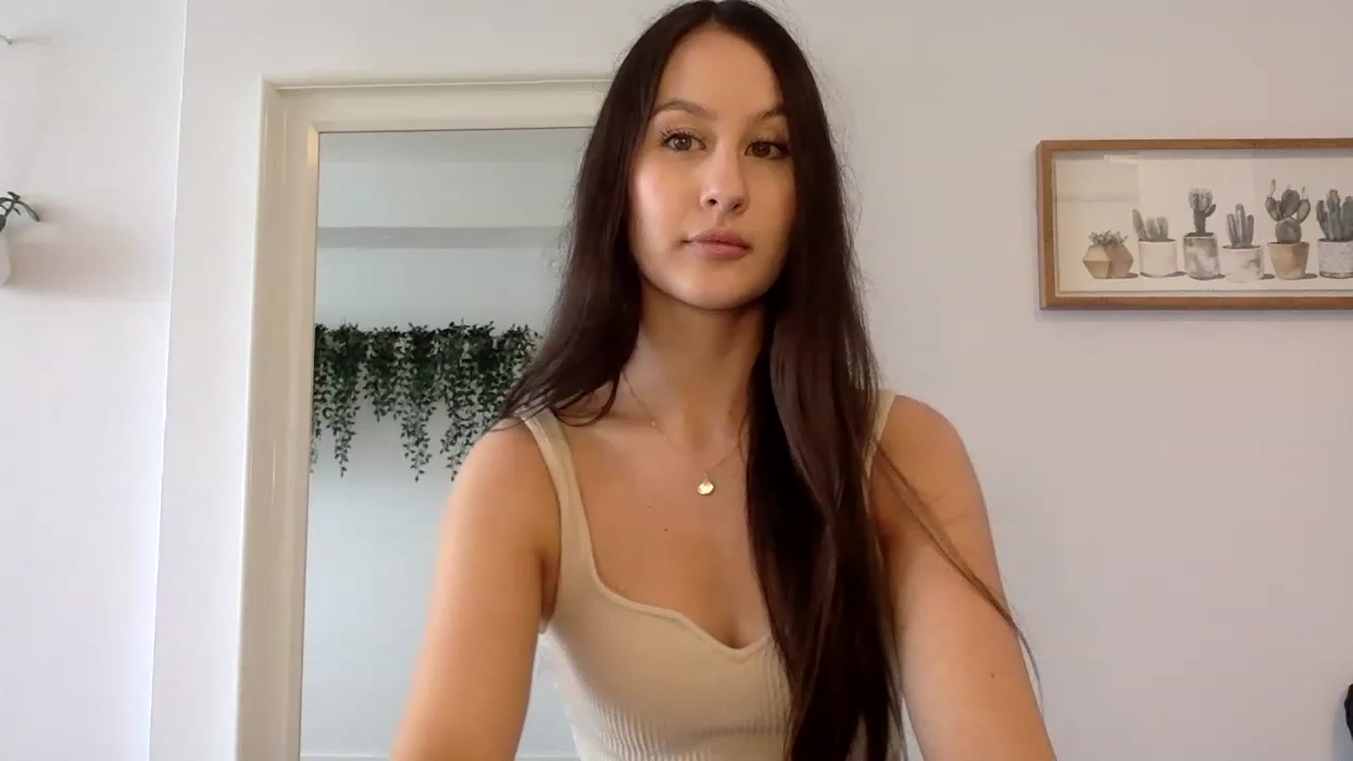 Gallery image thumbnail from LunaBanana's myfreecams stream on, 06/18/2023, 17:54 image 6 of 20