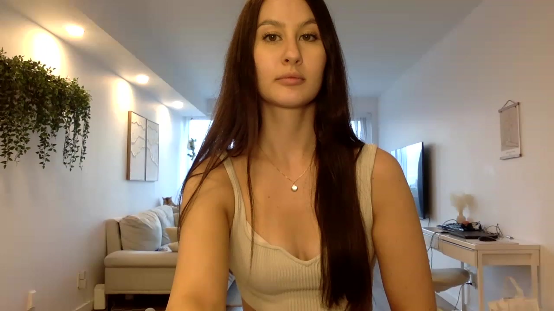 Gallery image thumbnail from LunaBanana's myfreecams stream on, 06/19/2023, 24:17 image 6 of 20