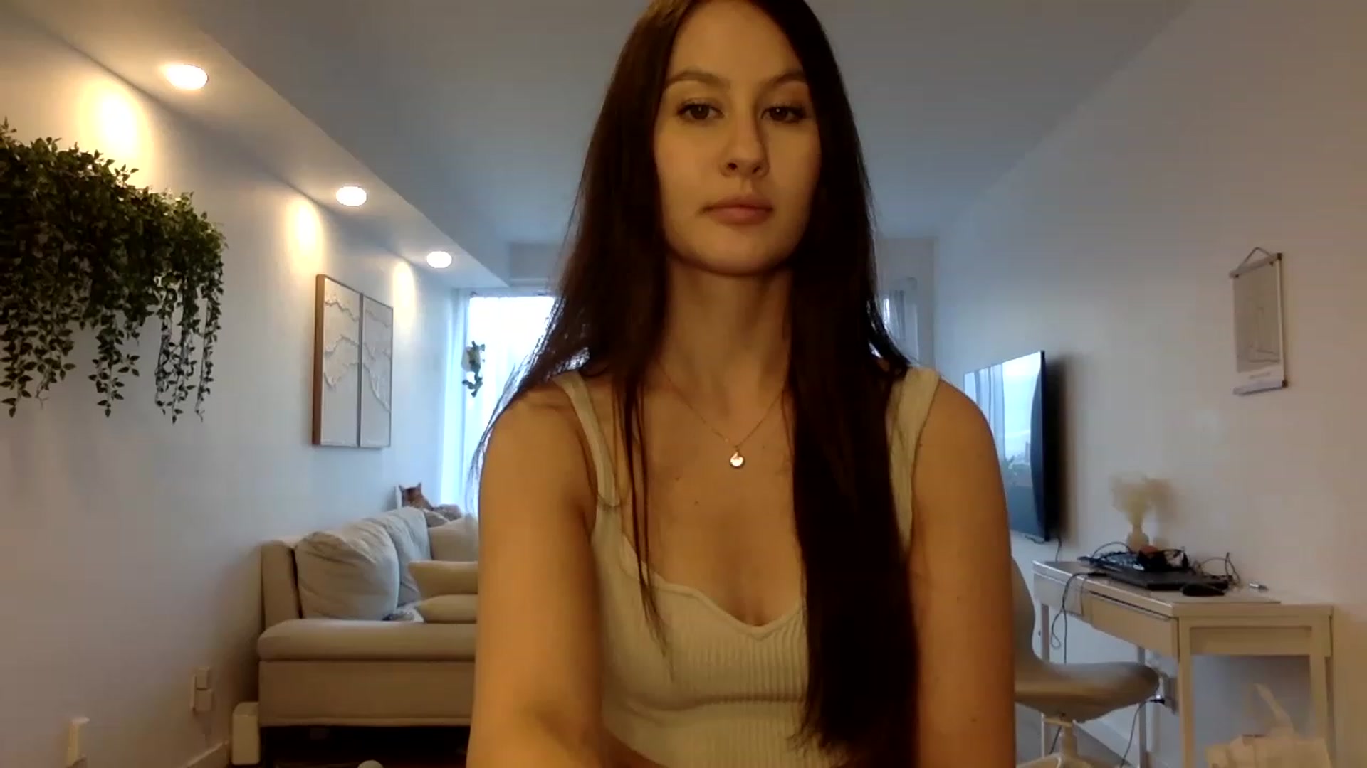 Gallery image thumbnail from LunaBanana's myfreecams stream on, 06/19/2023, 24:17 image 1 of 20
