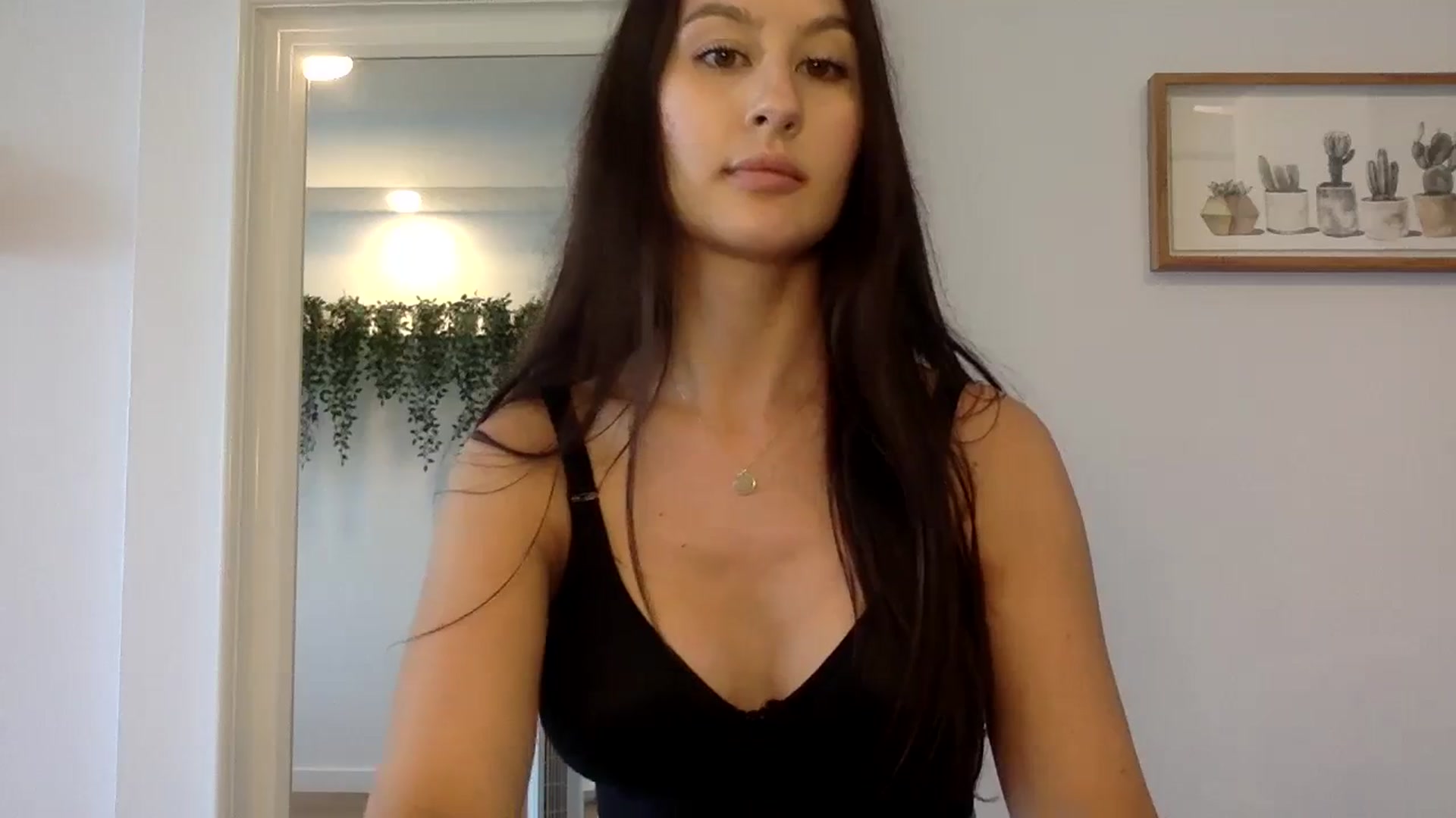Gallery image thumbnail from LunaBanana's myfreecams stream on, 07/22/2023, 20:52 image 12 of 20