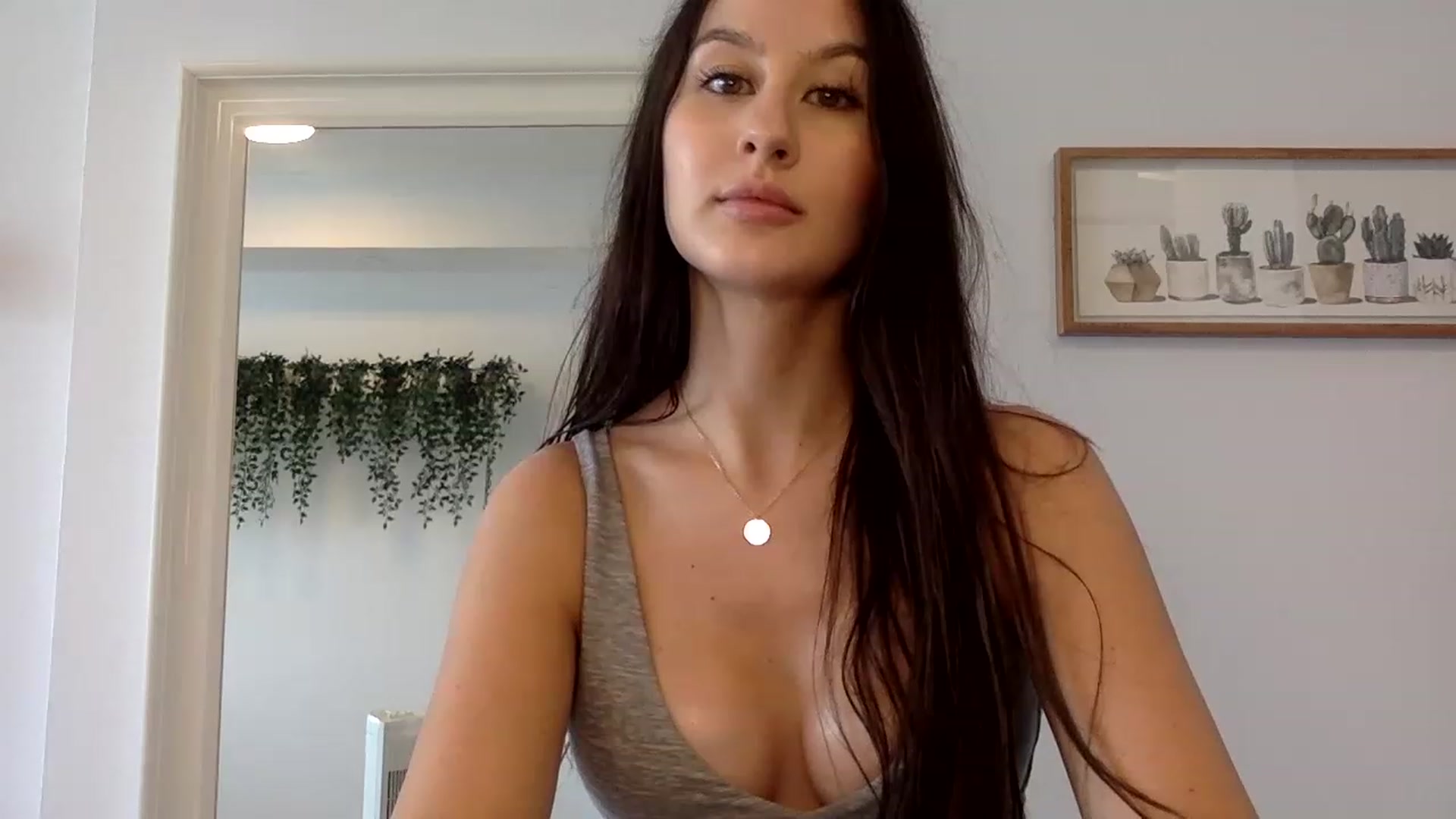 Gallery image thumbnail from LunaBanana's myfreecams stream on, 07/30/2023, 16:41 image 8 of 20