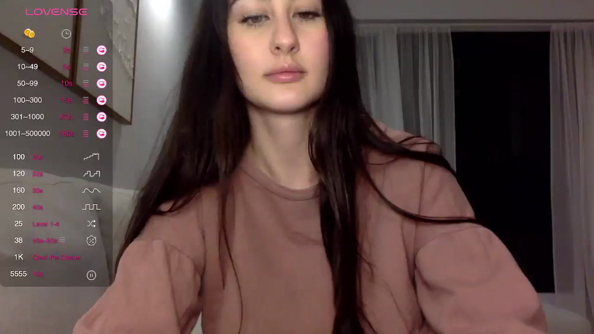 Gallery image thumbnail from LunaBanana's myfreecams stream on, 10/16/2023, 03:19 image 19 of 20