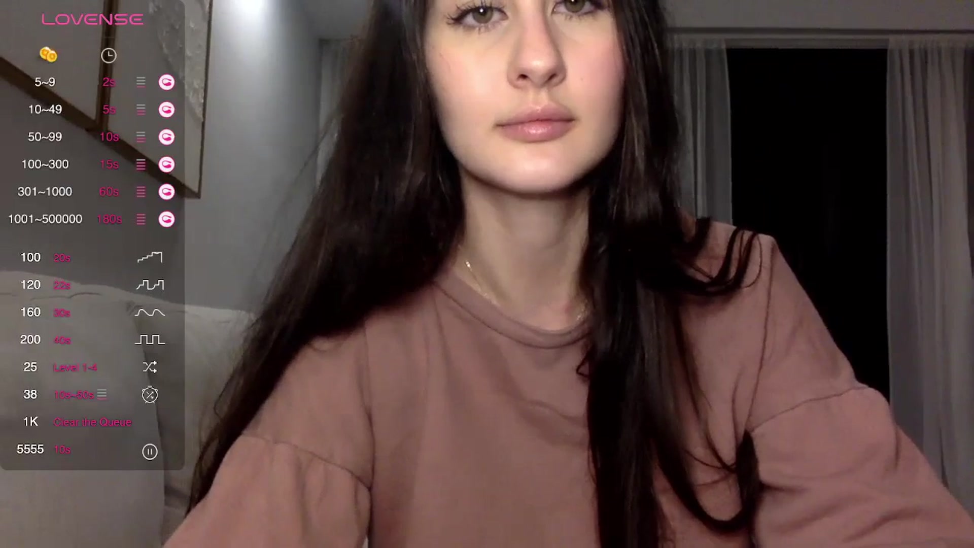 Gallery image thumbnail from LunaBanana's myfreecams stream on, 10/16/2023, 03:19 image 16 of 20