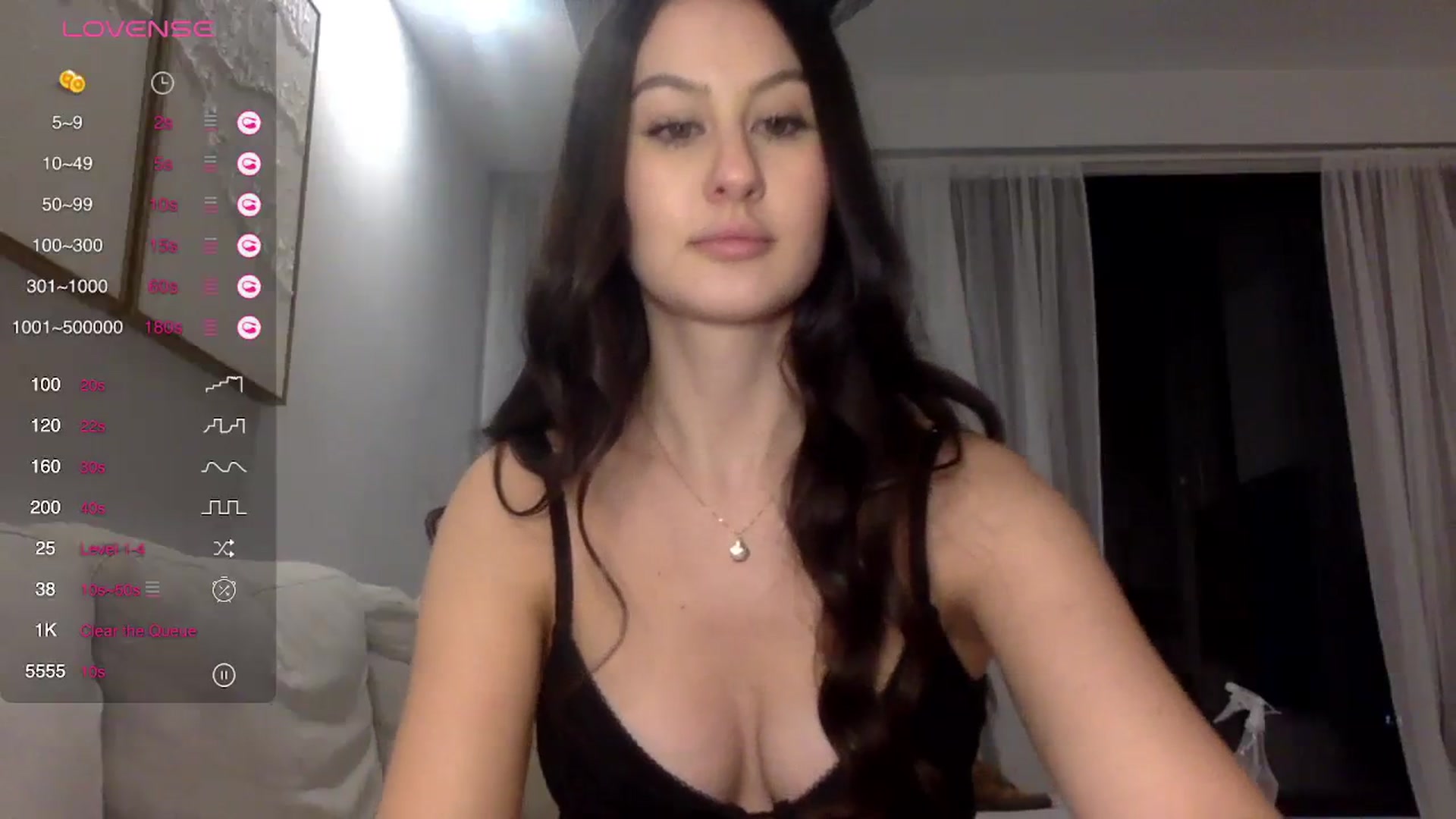 Gallery image thumbnail from LunaBanana's myfreecams stream on, 10/29/2023, 02:34 image 3 of 20