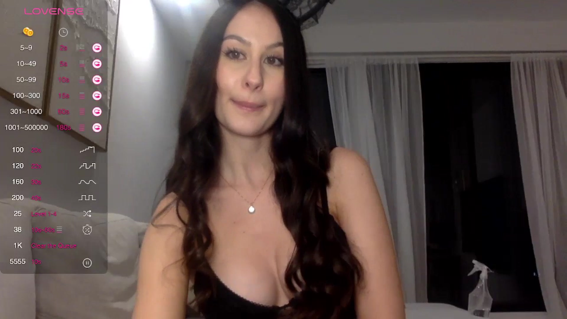 Gallery image thumbnail from LunaBanana's myfreecams stream on, 10/29/2023, 02:34 image 13 of 20