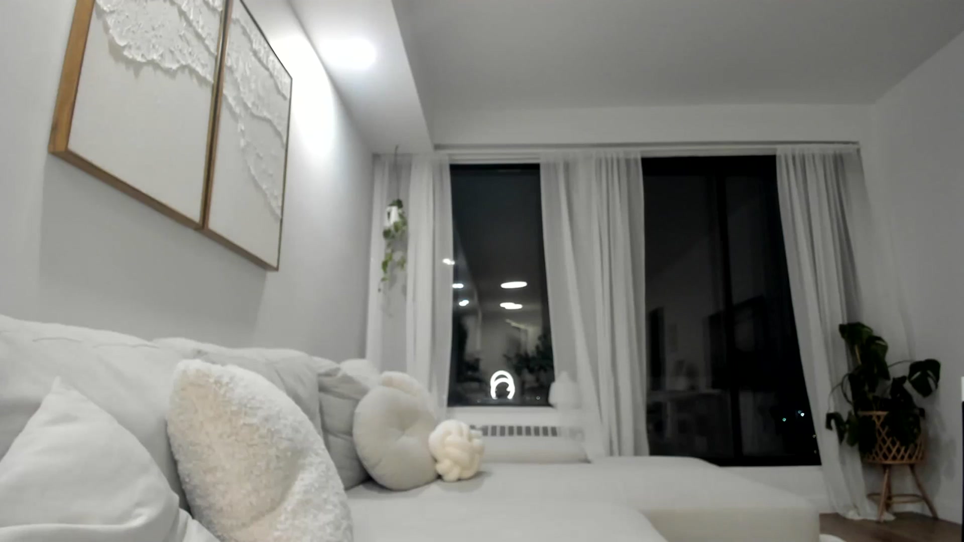Gallery image thumbnail from LunaBanana's myfreecams stream on, 01/26/2024, 03:08 image 2 of 20