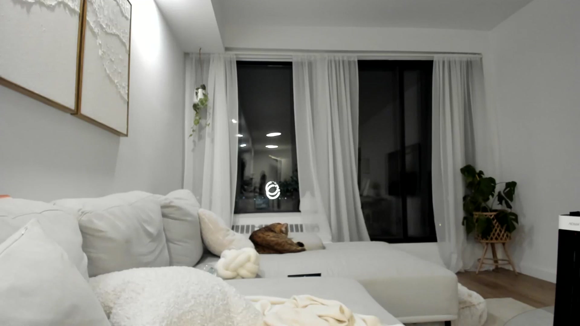 Gallery image thumbnail from LunaBanana's myfreecams stream on, 02/29/2024, 04:31 image 18 of 20