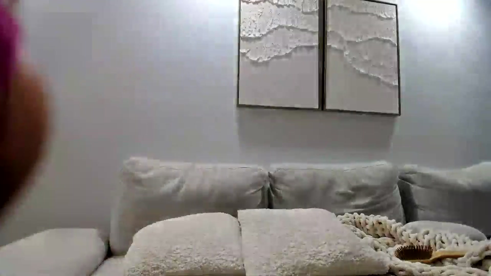 Gallery image thumbnail from LunaBanana's myfreecams stream on, 08/17/2024, 05:23 image 19 of 20