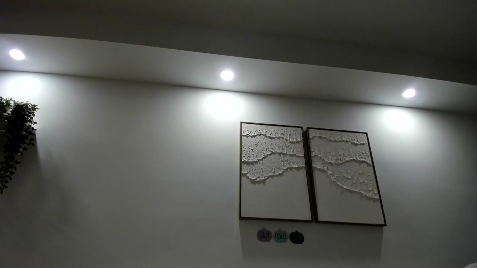 Gallery image thumbnail from LunaBanana's myfreecams stream on, 10/19/2024, 04:07 image 4 of 20