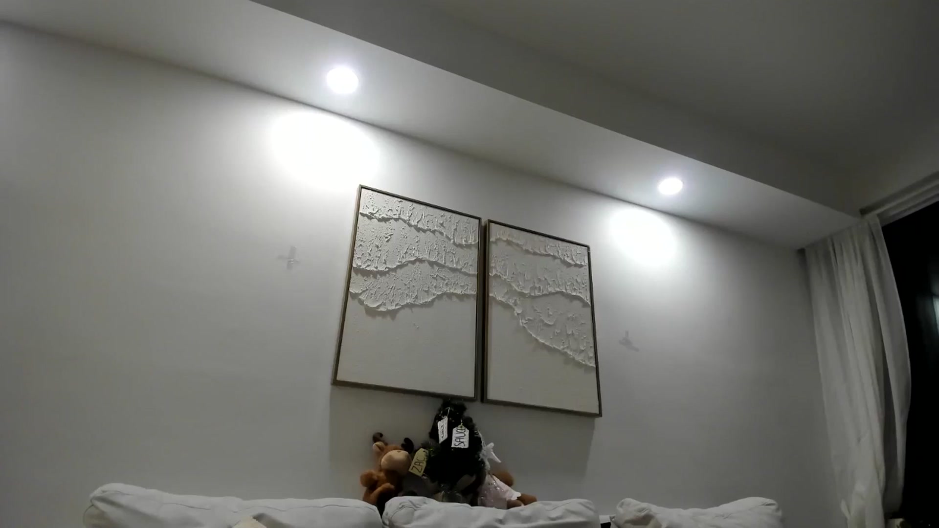 Gallery image thumbnail from LunaBanana's myfreecams stream on, 12/16/2024, 05:42 image 8 of 20