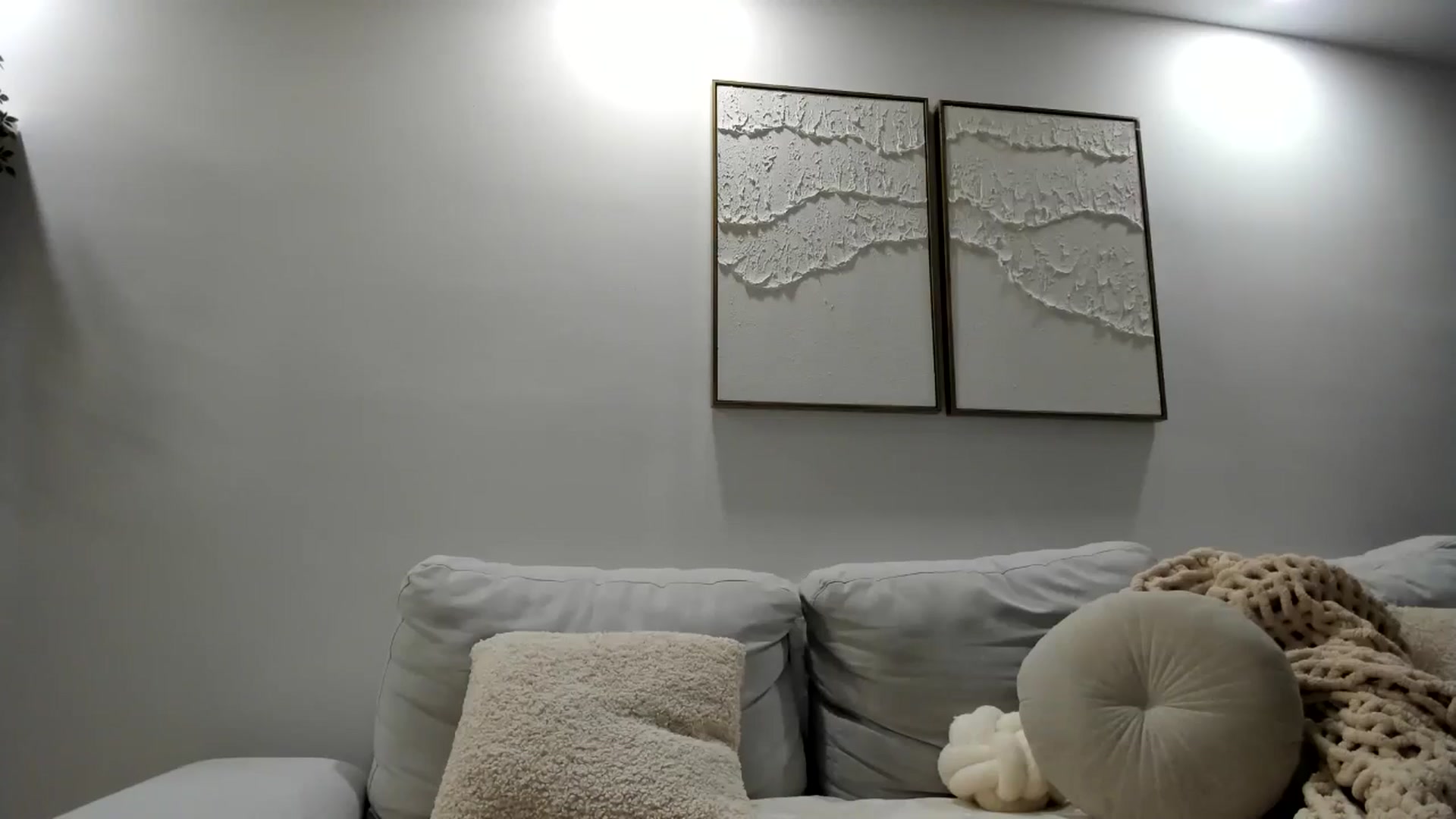 Gallery image thumbnail from LunaBanana's myfreecams stream on, 01/30/2025, 04:47 image 15 of 20