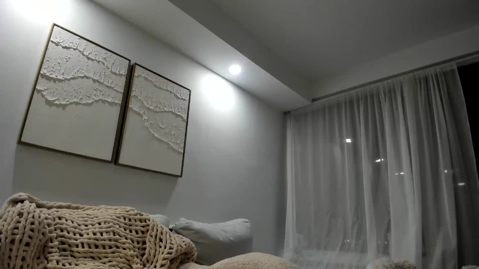 Gallery image thumbnail from LunaBanana's myfreecams stream on, 02/25/2025, 07:43 image 4 of 20