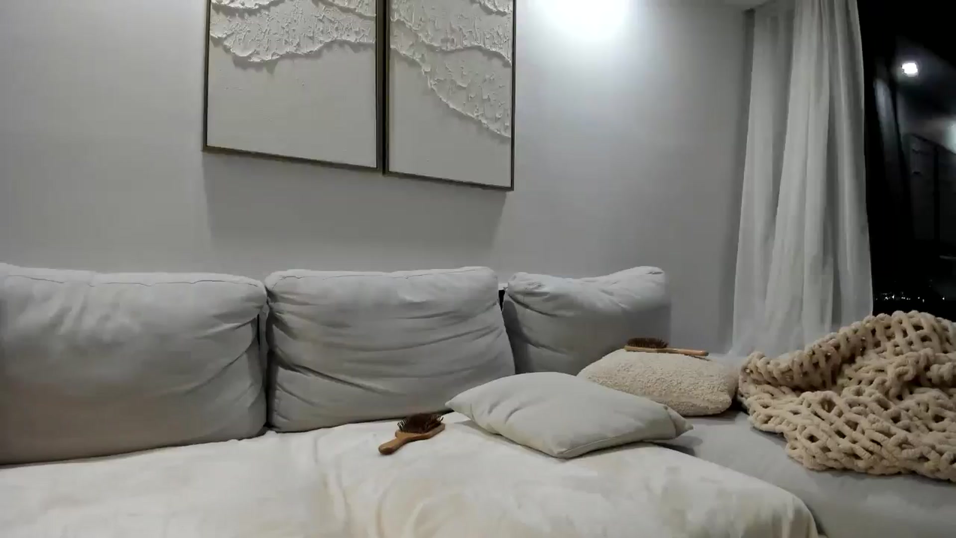 Gallery image thumbnail from LunaBanana's myfreecams stream on, 03/13/2025, 06:11 image 8 of 20