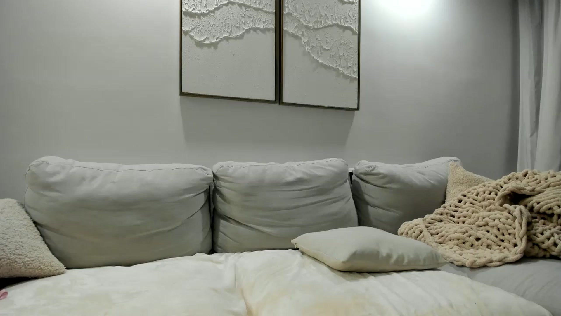 Gallery image thumbnail from LunaBanana's myfreecams stream on, 03/16/2025, 07:15 image 8 of 20