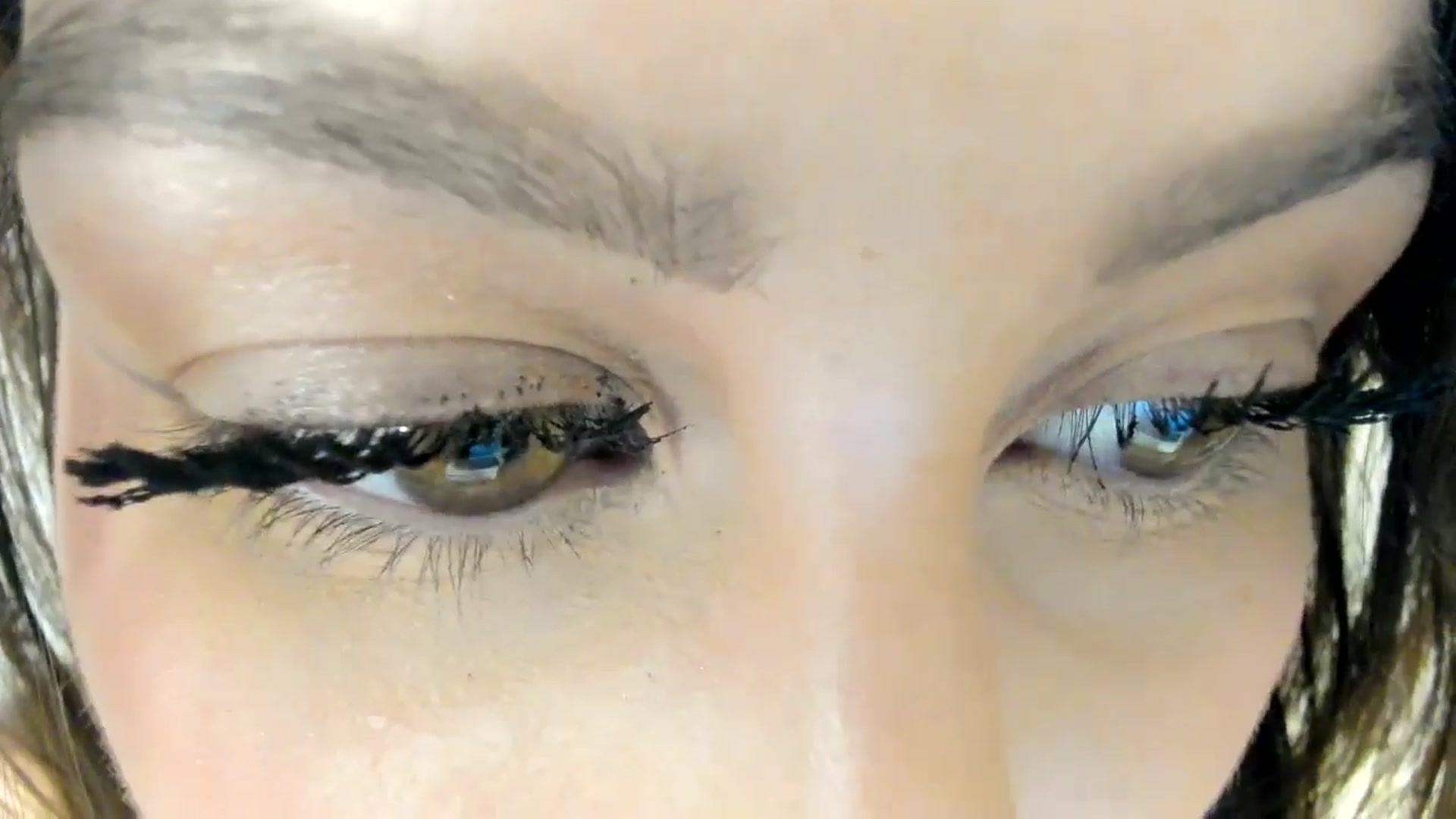 Gallery image thumbnail from LunaBanana's myfreecams stream on, 05/02/2025, 06:26 image 8 of 20