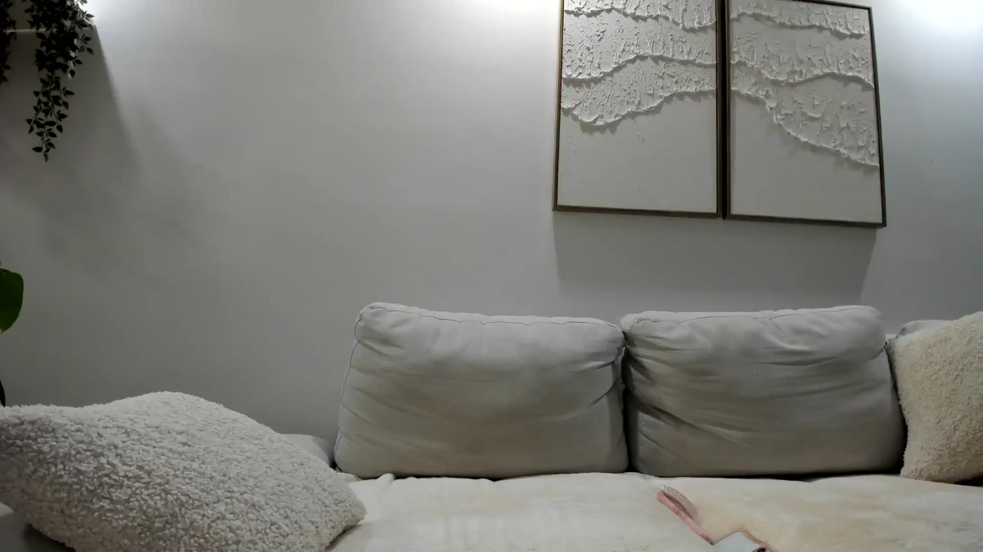 Gallery image thumbnail from LunaBanana's myfreecams stream on, 08/07/2025, 06:12 image 14 of 20